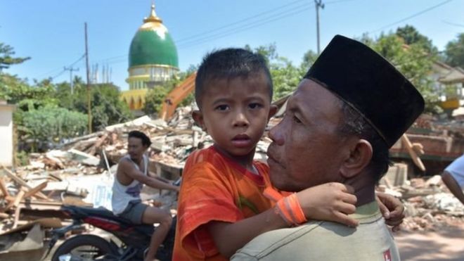 Korban gempa Lombok yang mengguncang hari Minggu (05/08) mencapai 259 sampai Kamis (09/08).