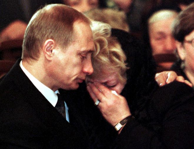Vladimir Putin and Lyudmila Narusova at Anatoly Sobchak's funeral