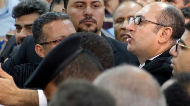 صورة خالد علي المحامي الذي رفع الدعوى