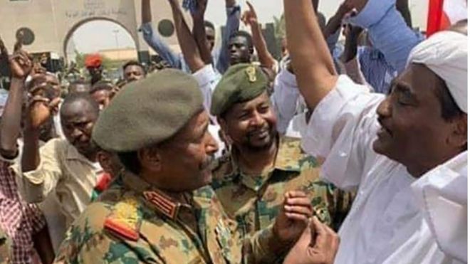 Jeshi lilimuondoa madarakani kiongozi wa muda mrefu Omar al-Bashir