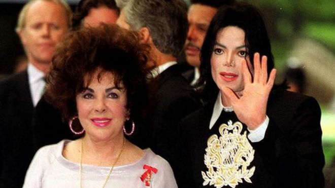 Элизабет Тейлор и Майкл Джексон в 2000 году