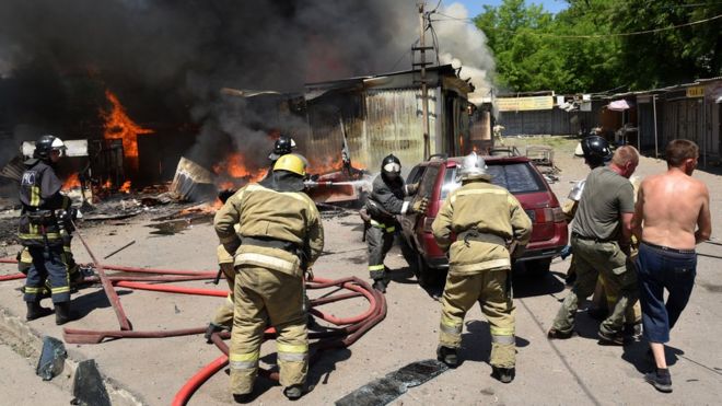 Пожар на рынке в Донецке