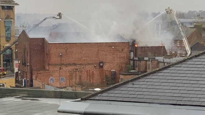 Пожар в центре города Мейденхед