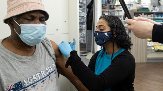 прививка в Британии