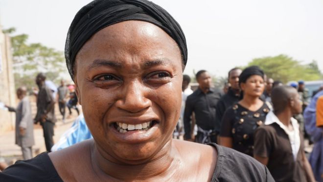 Woman dey cry for mass burial for Benue State