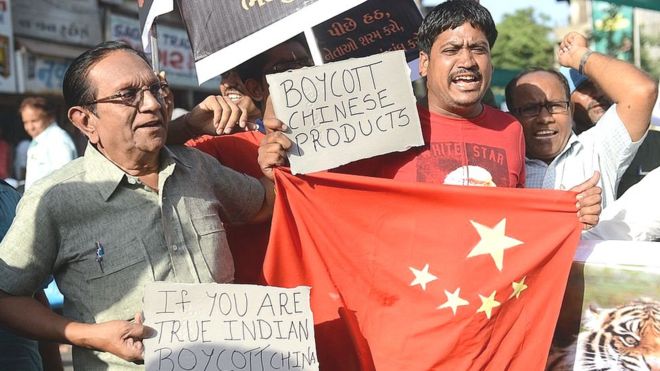 چینی مصنوعات کے خلاف احتجاج