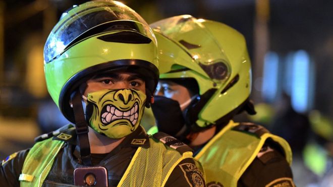 Policias en Colombia