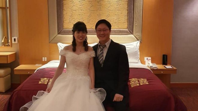 Кан Тинг и Джозеф Ю в своей свадебной комнате