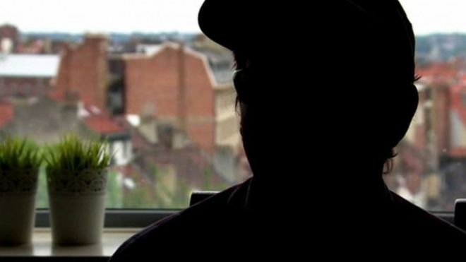 ベルギーに住む39歳の男性は自らの性的指向を受け入れられないとして、医師ほう助による自殺を希望している。BBCのニュース番組「ビクトリア・ダービシャー」が男性に取材した。