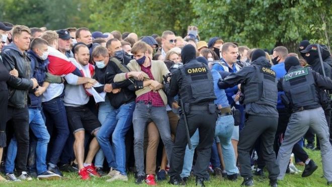 Scuffles between riot police and demonstrators in Minsk - 13 September