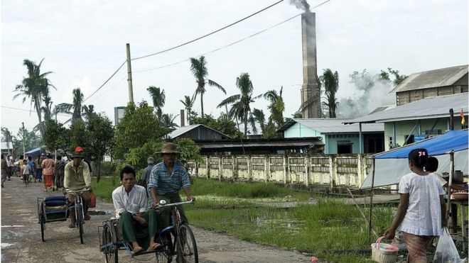 အရှုံးပေါ်နေတဲ့ နိုင်ငံပိုင်လုပ်ငန်းတွေ အသုံးပြုငွေ ဘီလီယံ ၂၆၀ ကျော်