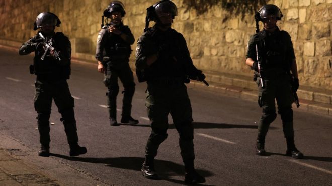 Armed Israeli police patrol outside the al-Aqsa Mosque in Jerusalem. Photo: 5 April 2023