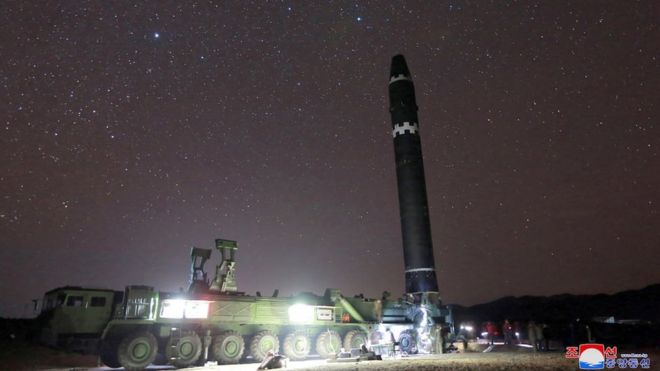 Северокорейская ракета "Хвасон-15"