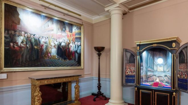Принцесса Виктория родилась в Кенсингтонском дворце в 1819 году, и картина выставлена ??в ее номере