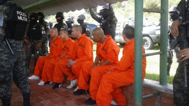 Barrio 18 (банда) был переведен в тюрьму строгого режима Санта-Барбара 19 сентября 2016 года.