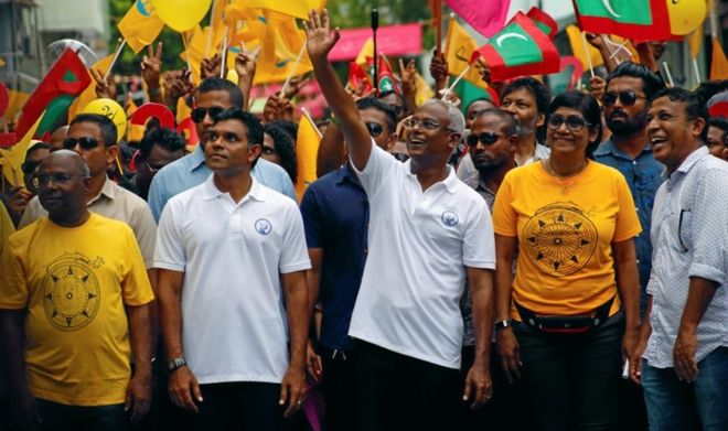 Ибрагим Мохамед Солих, кандидат в президенты Мальдивских Островов, поддерживаемый оппозиционной коалицией