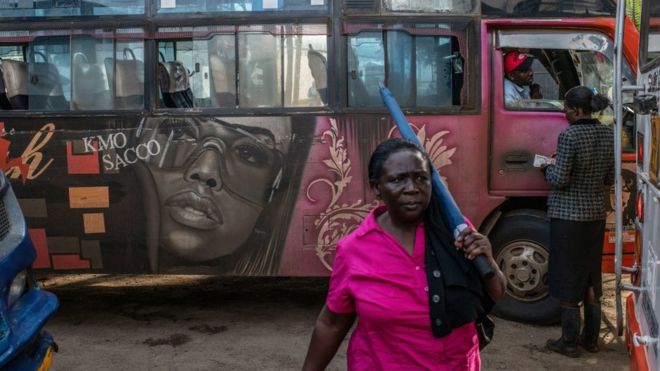 Уличная сцена в Найроби, Кения
