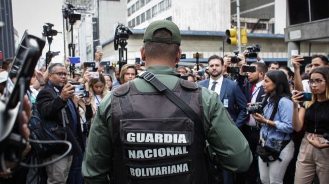 Las organizaciones profesionales denuncian persecución oficial contra los periodistas en Venezuela