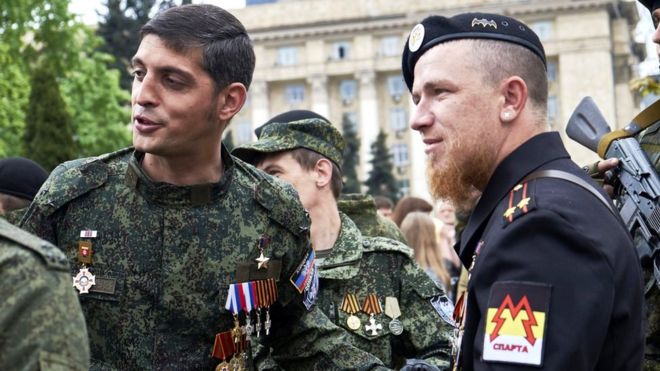 Гиви и Моторола - боевики "республик" на востоке