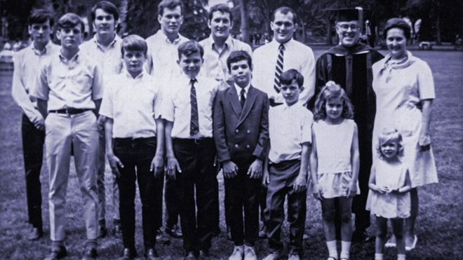 La familia entera celebrando el doctorado de Don en 1969.