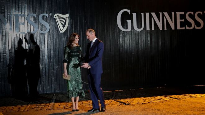 Герцог и герцогиня Кембриджские присутствуют на приеме в Gravity Bar на складе пива Guinness