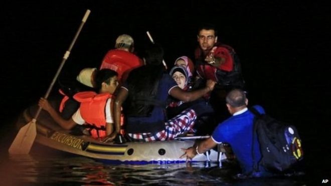 Мигранты, прибывающие в Турцию