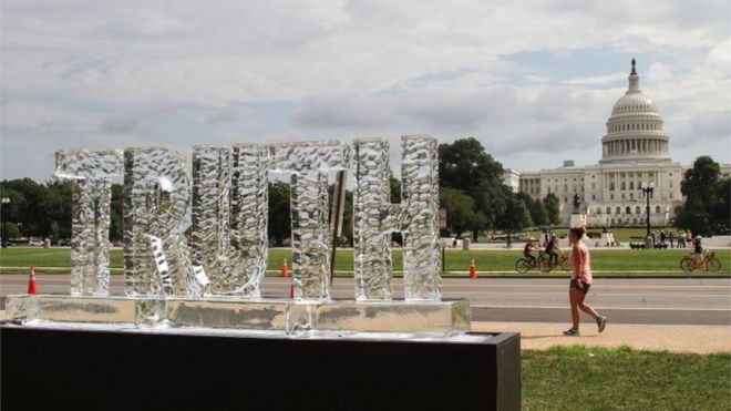 Скульптура "Правда" в Вашингтоне