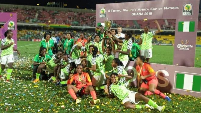 Di Super Falcons wit di cup