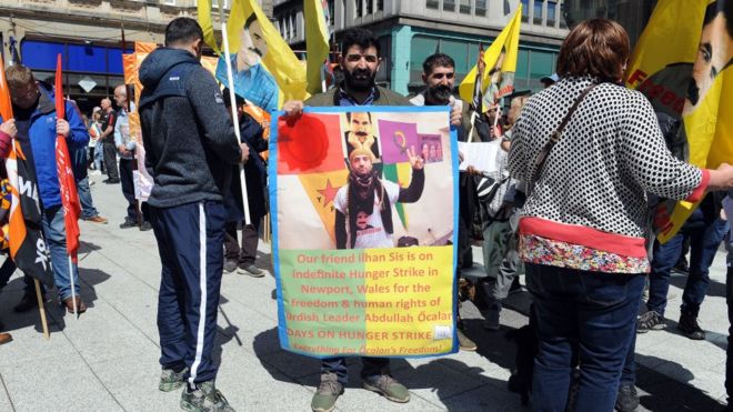 Демонстрация в поддержку имама Сиса в Кардиффе
