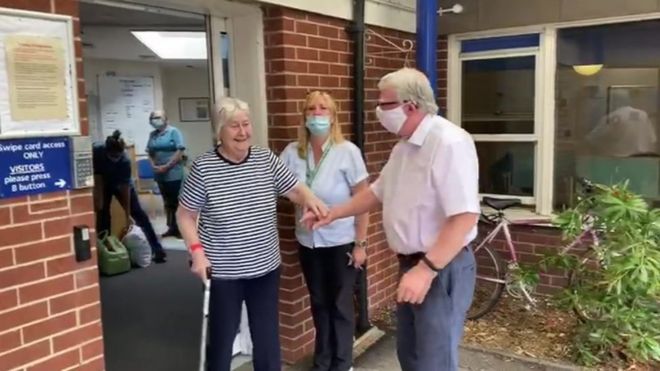 Hucknall woman leaves hospital after 92 days