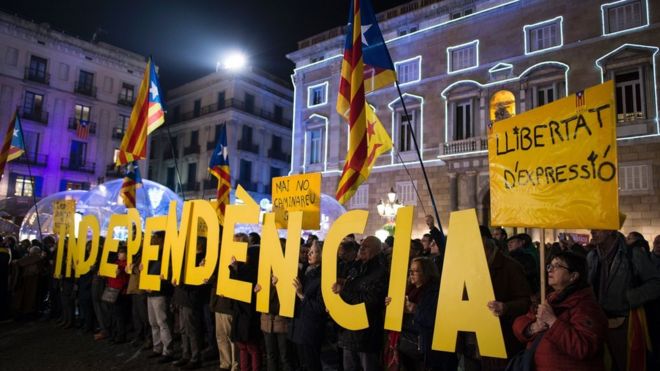 Catalan pro-independence supporters in Barcelona, 27 December