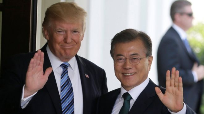 Президент США Дональд Трамп и президент Южной Кореи Мун Чжэ-ин