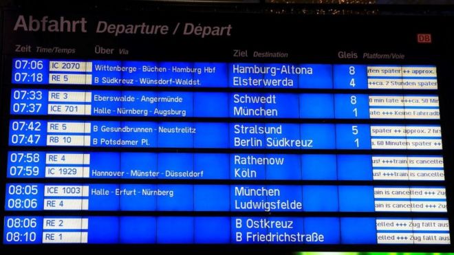 Задержки отображаются на станции в Берлине