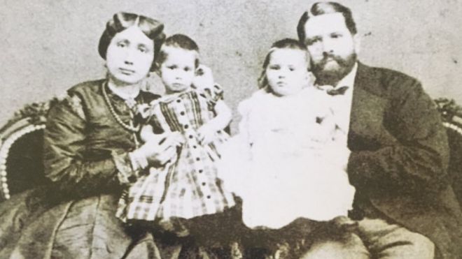 Сайида Салме, ее муж Рудольф Рюете и их двое детей