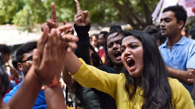 آخر یہ جے این یو کیا بلا ہے؟