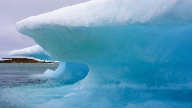 Formación de hielo en Resolute Bay, Nunavut, en el Ártico de Canadá.