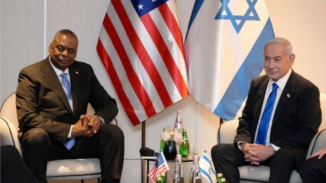 Lloyd Austin with Israeli Prime Minister Benjamin Netanyahu