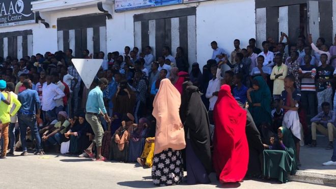 Ardayda ka banaan baxaysay ku celinta imtixaankoodii dhexda u marayay