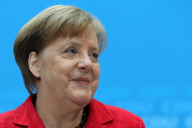 Канцлер Германии Ангела Меркель выступает на пресс-конференции в штаб-квартире Христианско-демократического союза (ХДС) в Берлине, Германия, 5 марта 2018 года