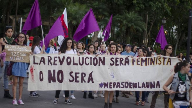 Marcha feminista del 18 de noviembre de 2018, por parte del grupo Me Pasó en la UNA.