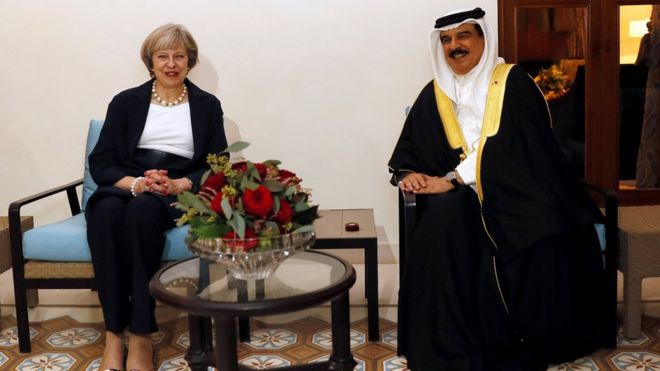 ملك البحرين ورئيسة الوزراء البريطانية