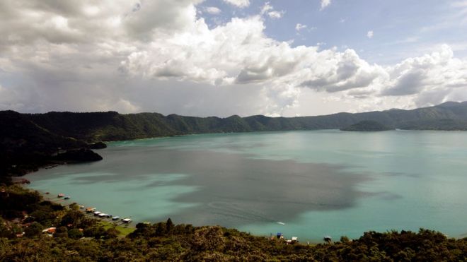 Lago de Coatepeque.