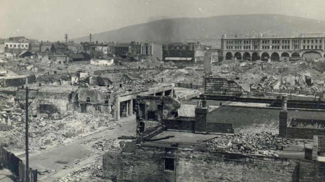 Большая часть центра города была разрушена за три ночи