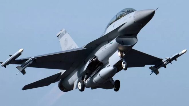F-16 қирувчи учоқлари берилса, Украинанинг ҳарбий қудратли сезиларли даражада ошади.