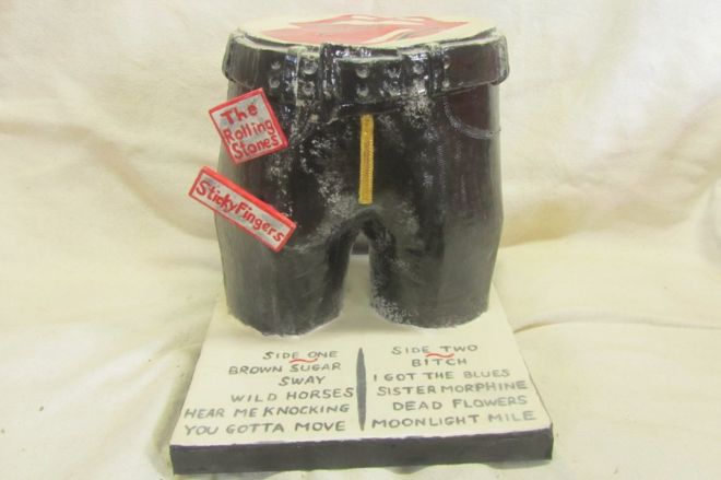 Versión cerámica de Sticky Fingers de The Rolling Stones