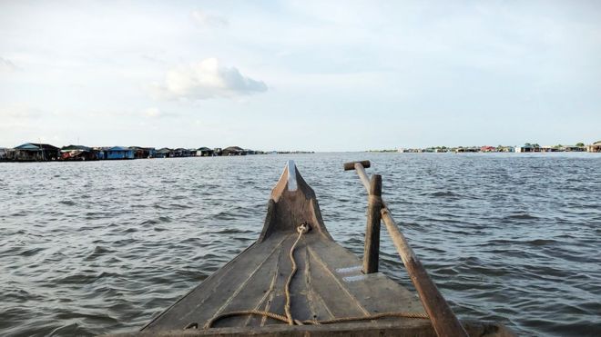Tonle Sap rộng lớn mênh mông một vùng biển hồ