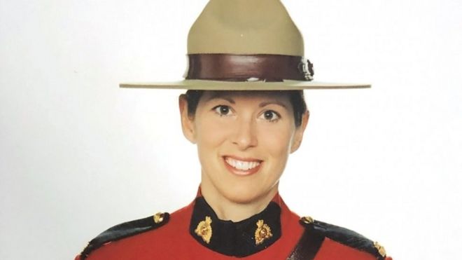 Констебль Королевской канадской конной полиции (RCMP) Хайди Стивенсон на раздаточной фотографии без даты
