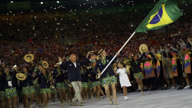 Vert, jaune et bleu : les athlètes brésiliennes ont porté des tenues aux couleurs de leur drapeau.