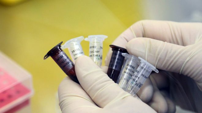Recipientes en un laboratorio