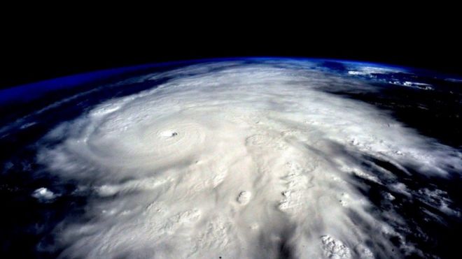 Вид урагана Патриция с Международной космической станции